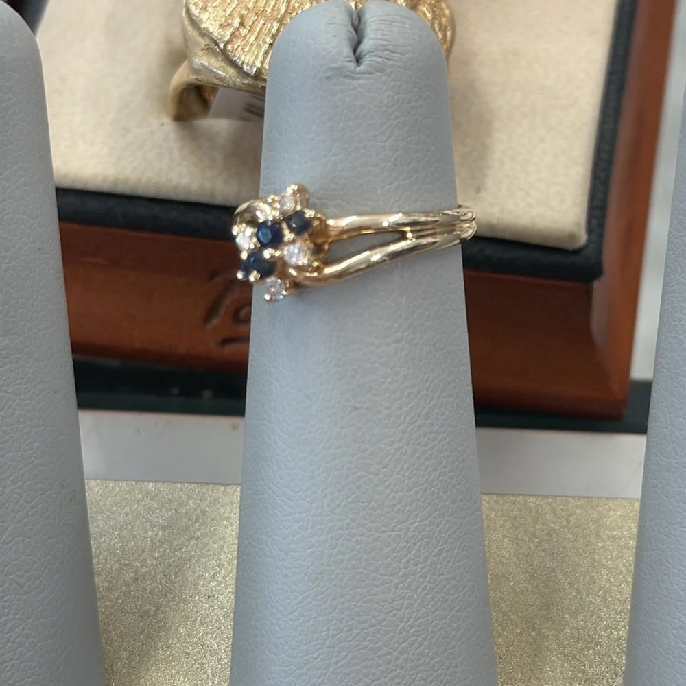 455497 14k yg Blue Spinel and diamond ring - Picture 2 of 2